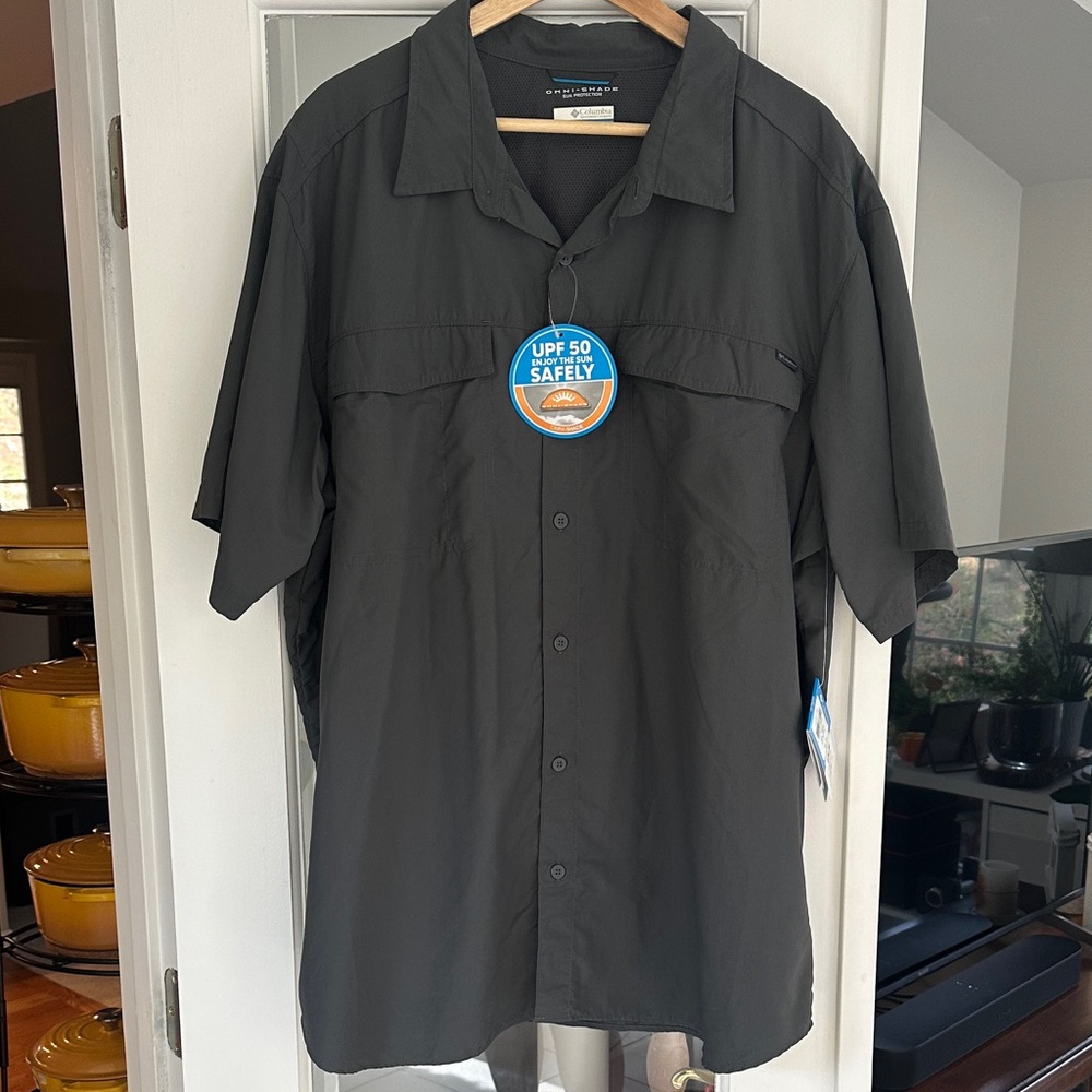 Columbia Men's Gray Short Sleeve Fishing Shirt